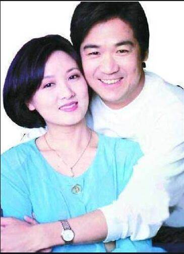 張國立鐘愛鄧婕一人，32年未曾傳出過緋聞，鄧婕分享“馭夫術”