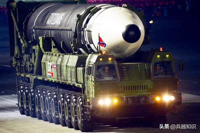 朝鮮“火星”16彈道導彈 尺寸已超“白楊”M