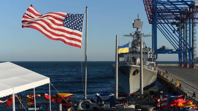 烏克蘭海軍全線動員！美軍通知土耳其下周借道，戰艦要直搗黑海