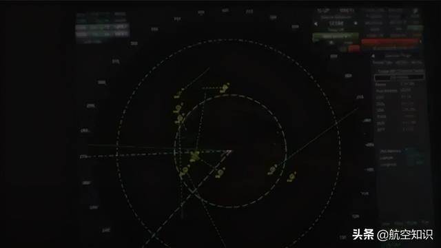 運20率16架運輸機巡航南海；無人機自主殺人首例