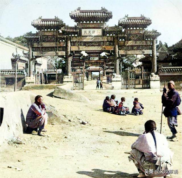 1902年北京舊影：119年前的北京街頭，混亂而繁華