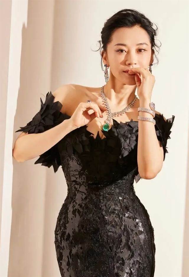 沒有少女感但很耐老的女星，我只服這5位！一直都是30多歲的樣子