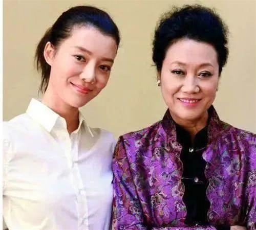 “離婚后至今單身”的10位女星，各有各的心酸，最長的已單身43年