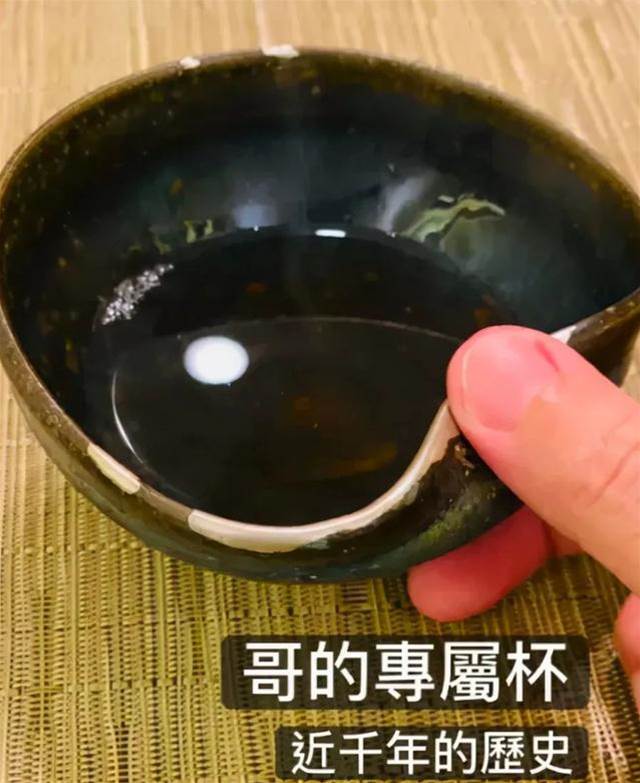 一把椅子價值360萬，出游坐私人飛機，明星們的奢靡生活超乎想象